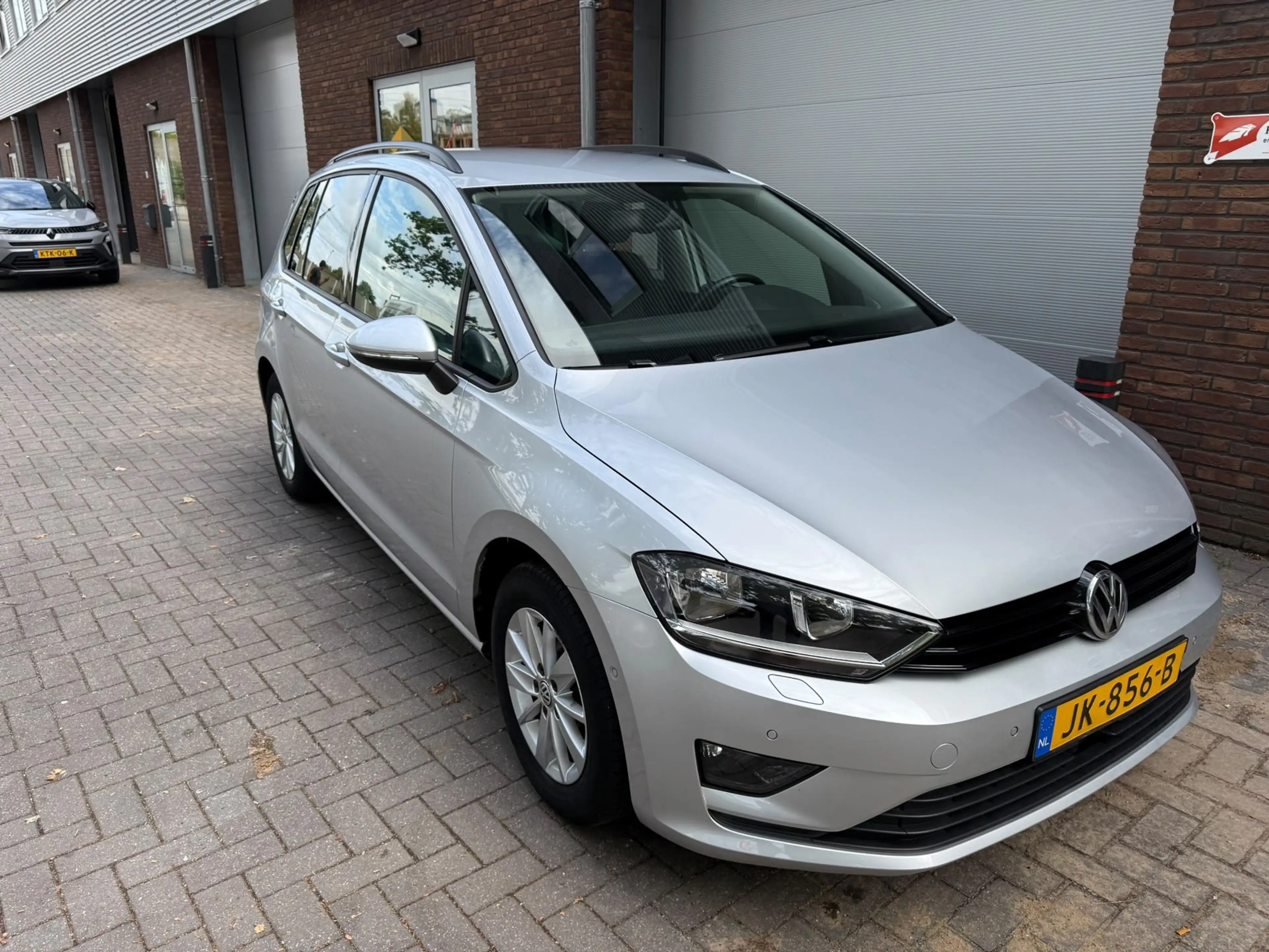 Volkswagen Golf Sportsvan 1.2 TSI Highline|AIRCO|NIEUWE APK|NAVIGATIE — photo 2