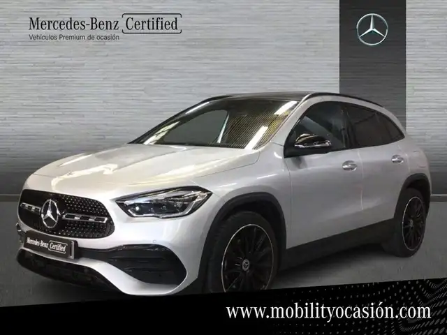 Mercedes-Benz GLA 250 250e