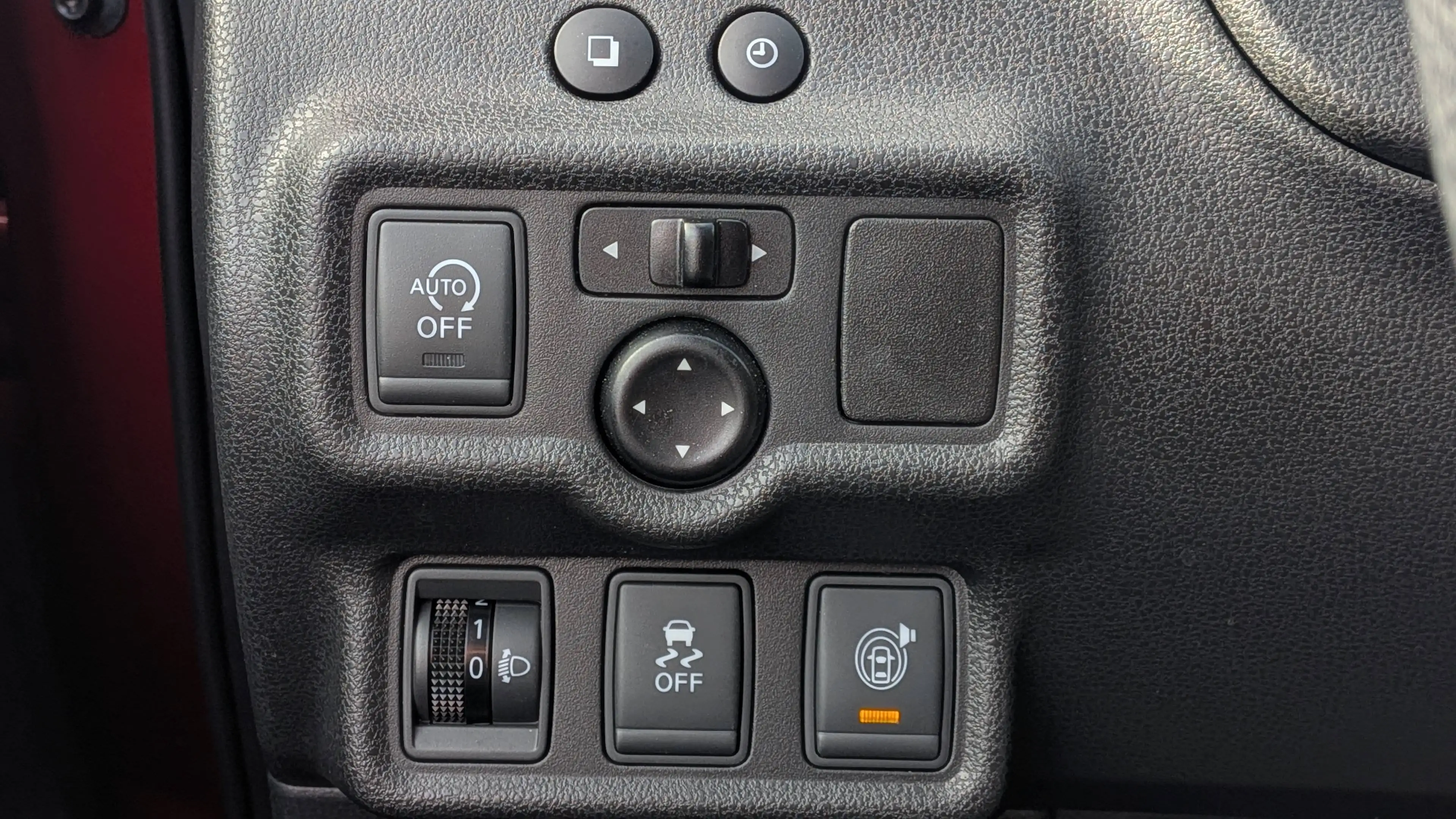 Nissan Note Note 1.2 DIG-S CVT n-tec *Park Boy vorne + hinten, Navi, SHZ* — photo 11
