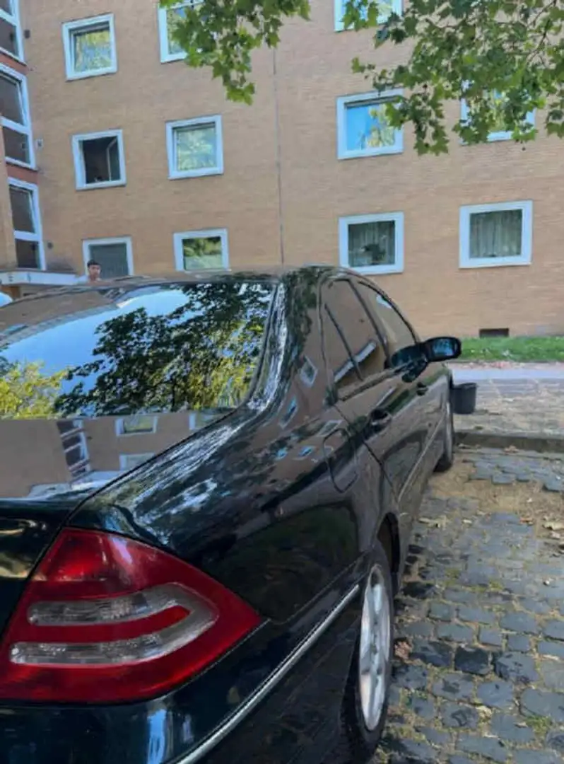 Mercedes-Benz E 200 Mercedes Benz C Klasse 200 Schwarz - 1