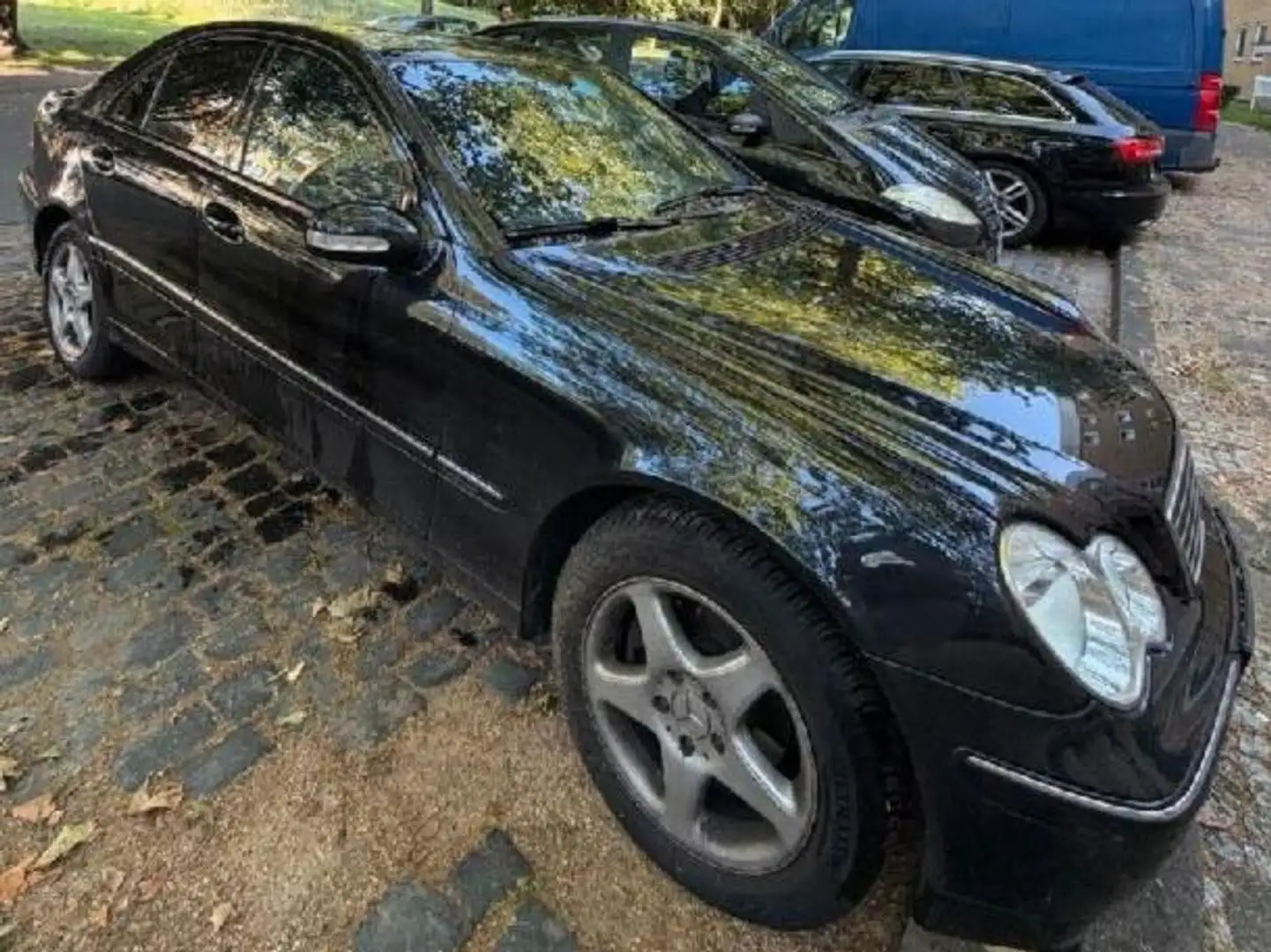 Mercedes-Benz E 200 Mercedes Benz C Klasse 200 Schwarz - 2