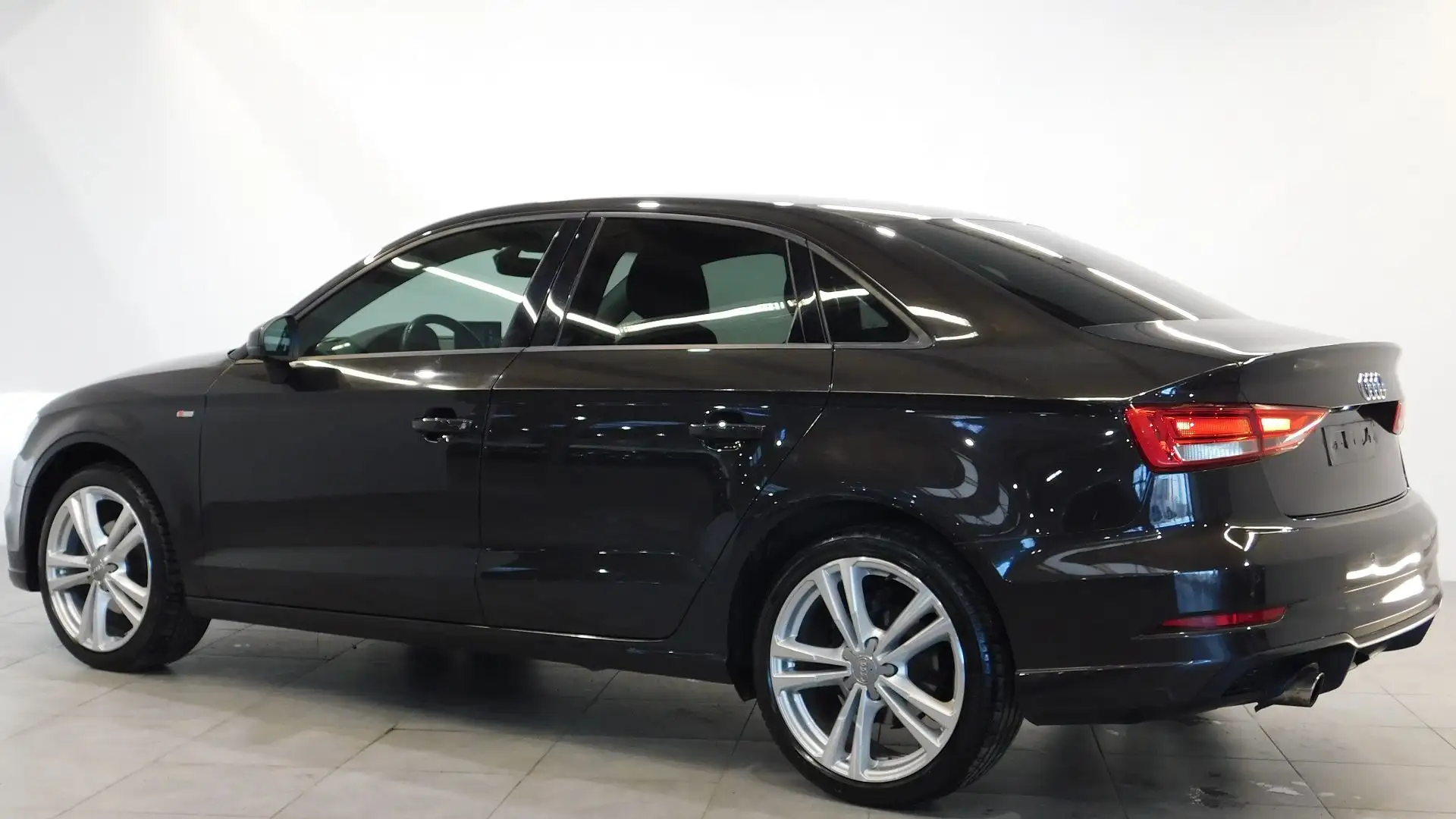 Audi A3 1.0 TFSI 115CH S LINE S TRONIC 7 - 2