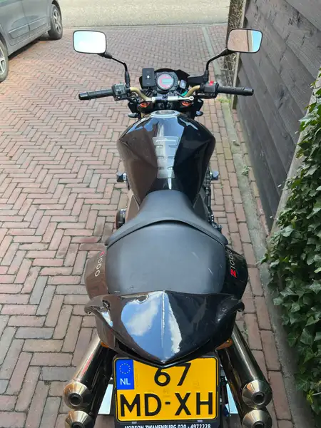 Kawasaki Z 1000 - foto 4