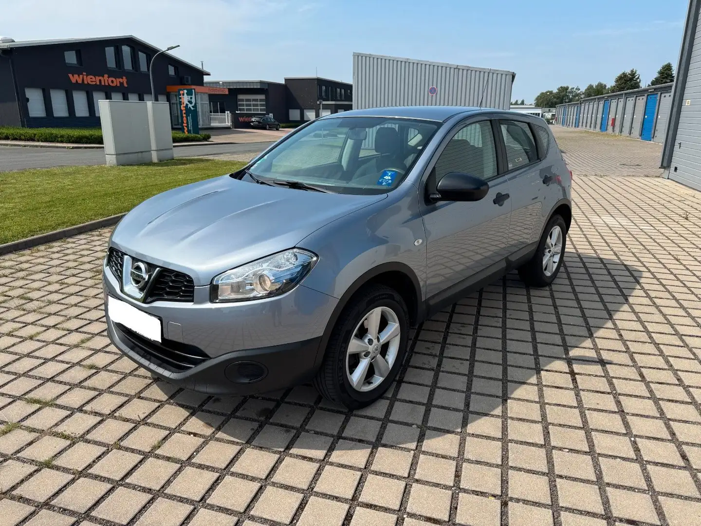 Nissan Qashqai Visia *KLIMA* Grau - 1