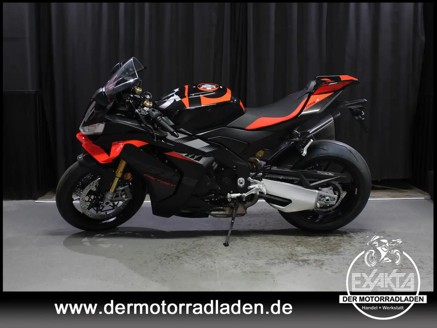 Aprilia RSV4 RSV4 1100 FACTORY E5+ DARK KRAKEN Schwarz - 2
