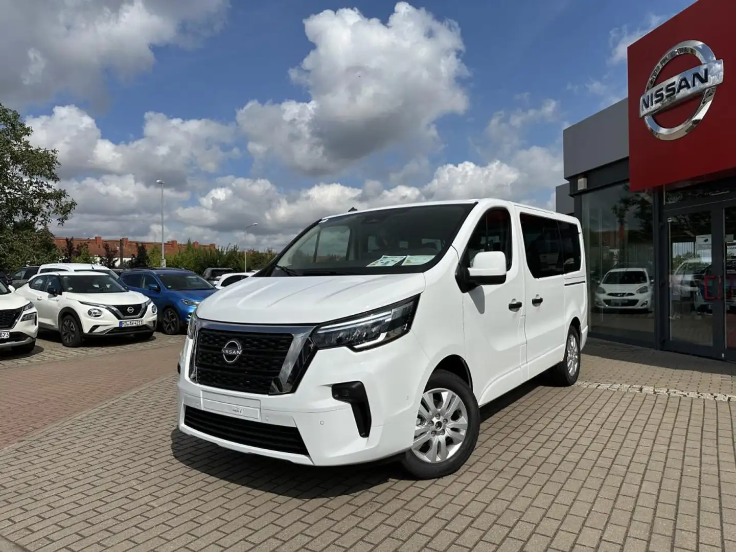 Nissan Primastar Kombi L1H1 TEKNA 8-SITZER - 170PS DCT - SOFORT VER Weiß - 1