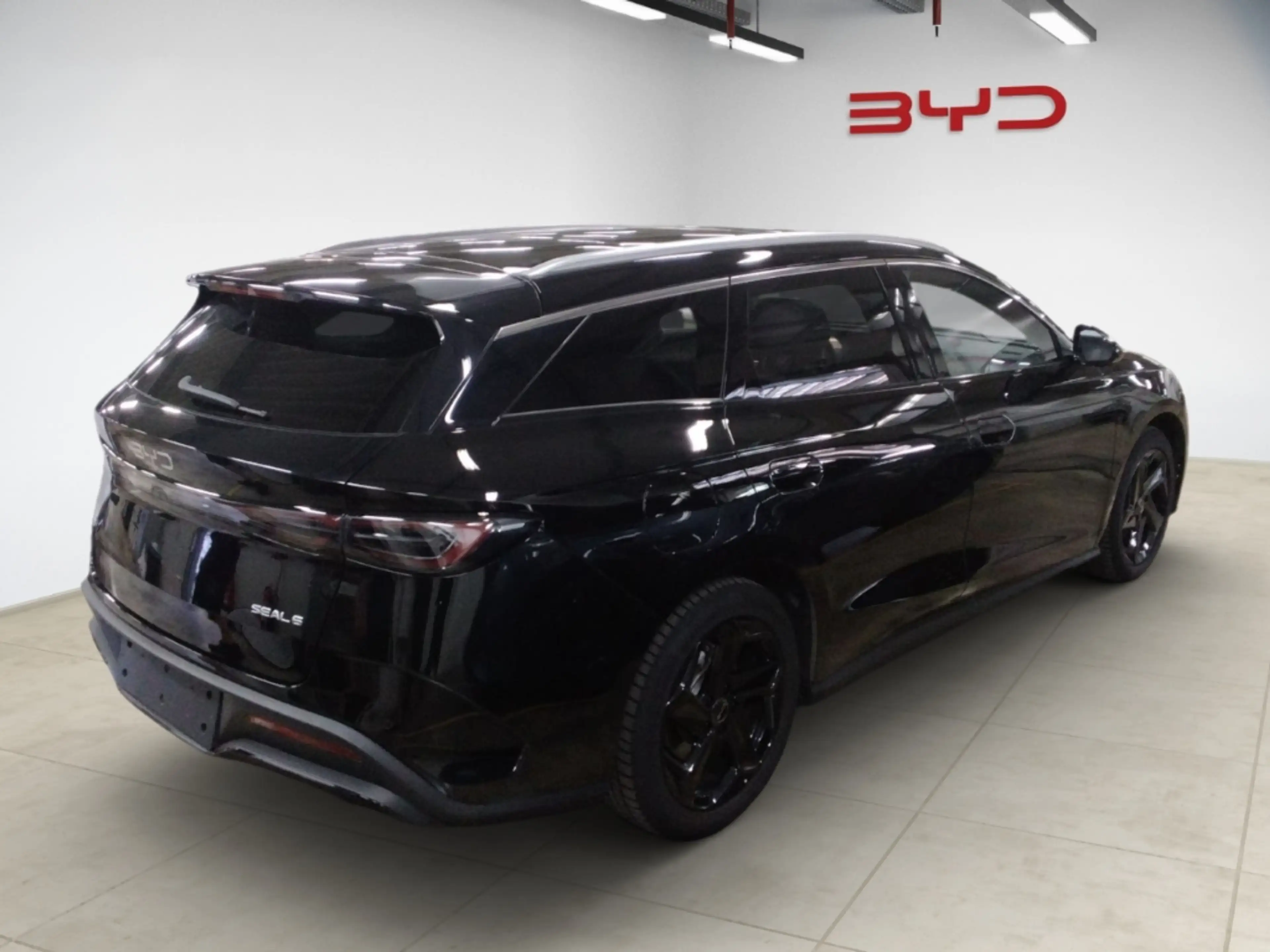 BYD Seal COMFORT PHEV 1.5 160KW NAVI,KLIMA,SITZHZG,CARPLAY — photo 2
