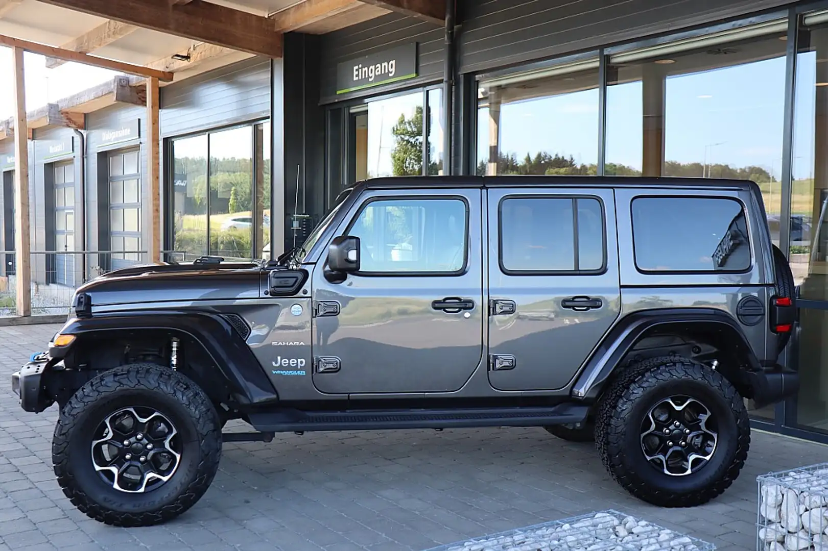 Jeep Wrangler Sahara 2.0 PHEV 380 PS AT 4xe ACC, AHK abnehmba... Grau - 2