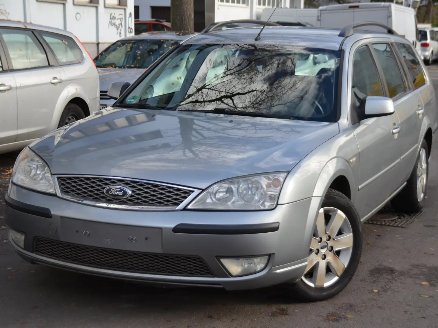 Ford Mondeo Futura X / Klima / E-Fenster Grau - 1