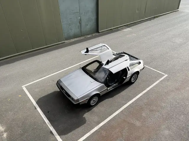 Delorean DMC-12 dmc