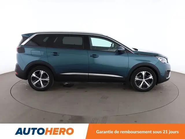 Peugeot 5008 view 7