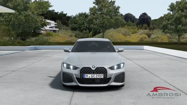 BMW 4 Series view 4