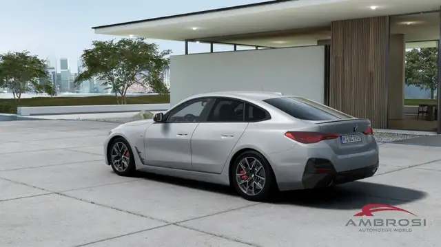 BMW 4 Series view 2