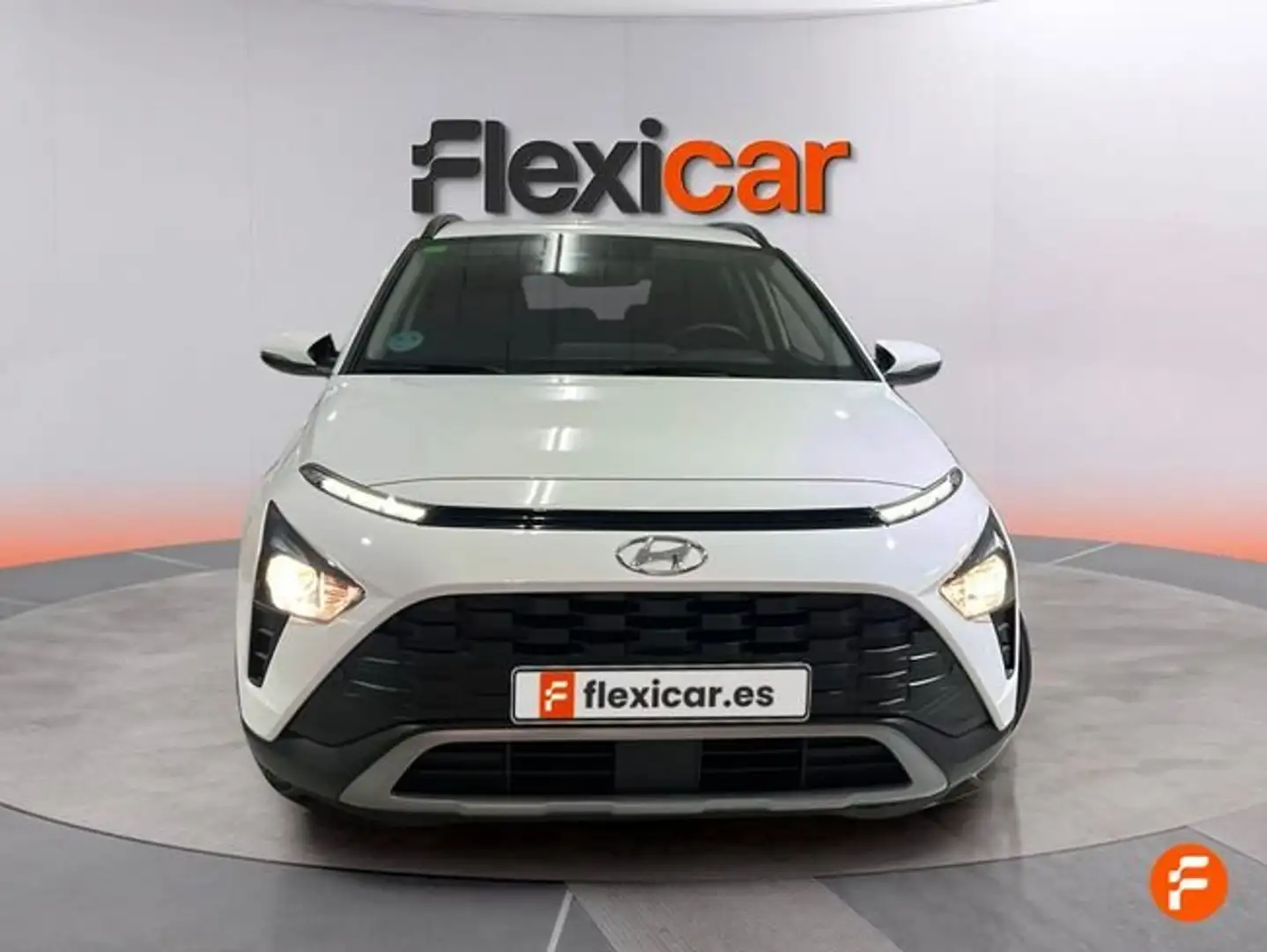 Hyundai BAYON 1.0 TGDI 74kW (100CV) 48V Maxx Blanco - 2