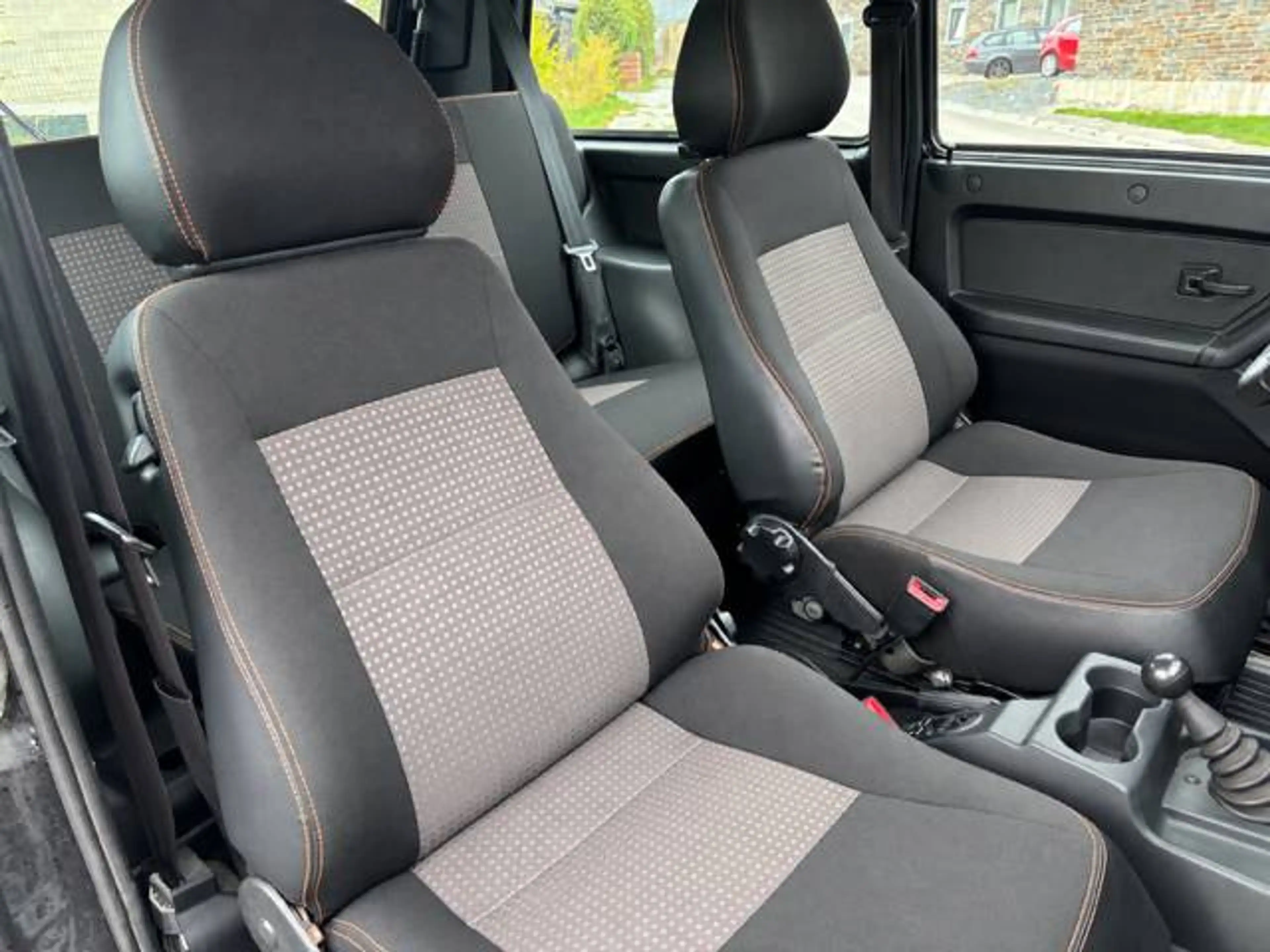 Lada Niva Niva 1.7i — photo 7