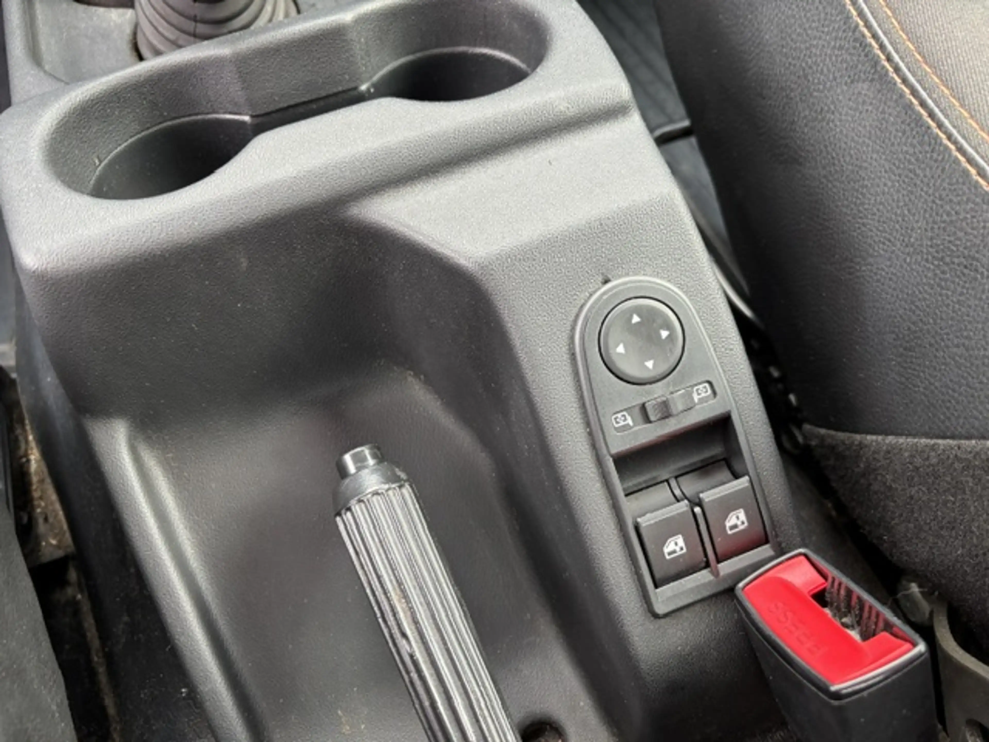 Lada Niva Niva 1.7i — photo 9