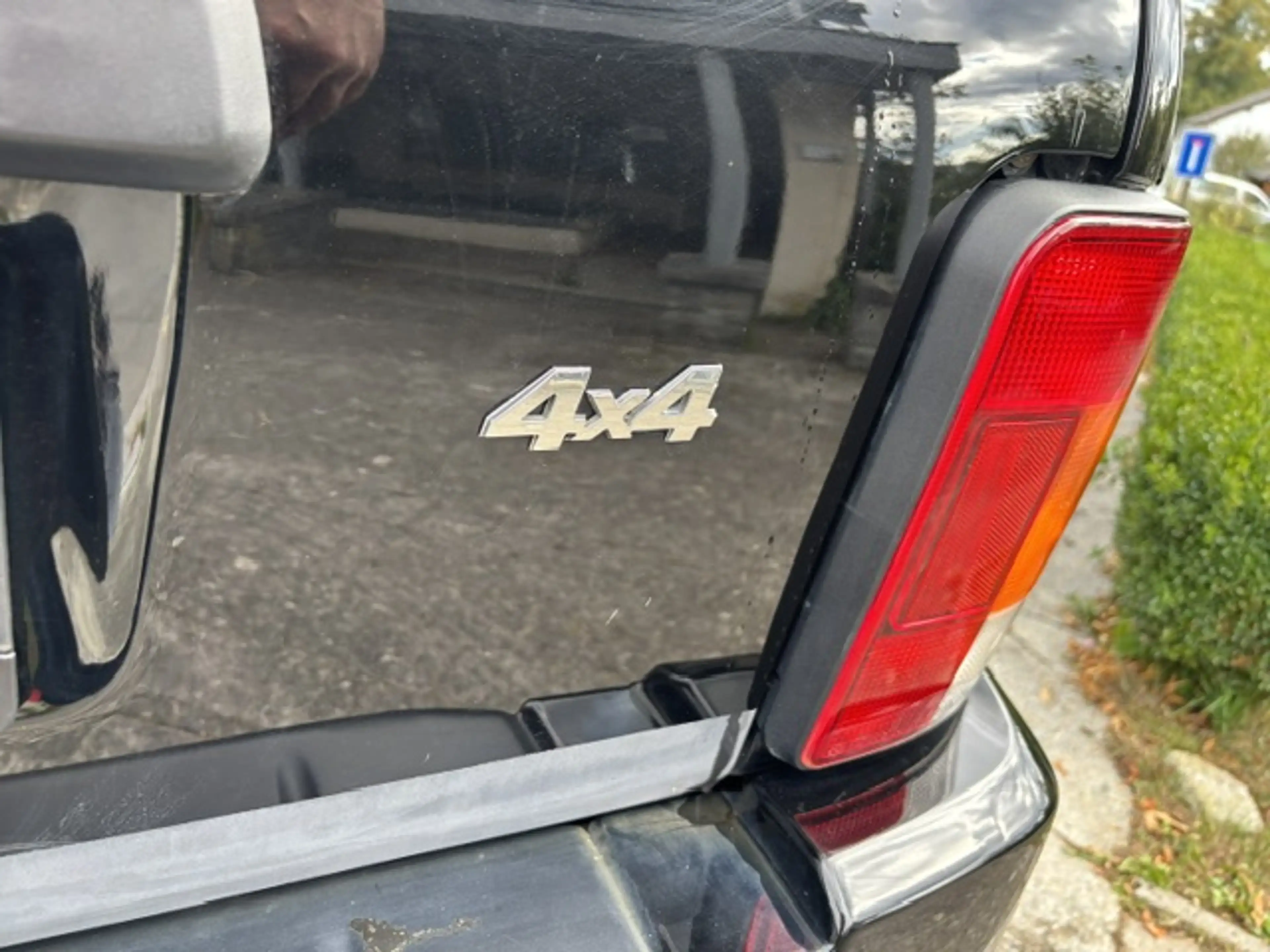 Lada Niva Niva 1.7i — photo 13