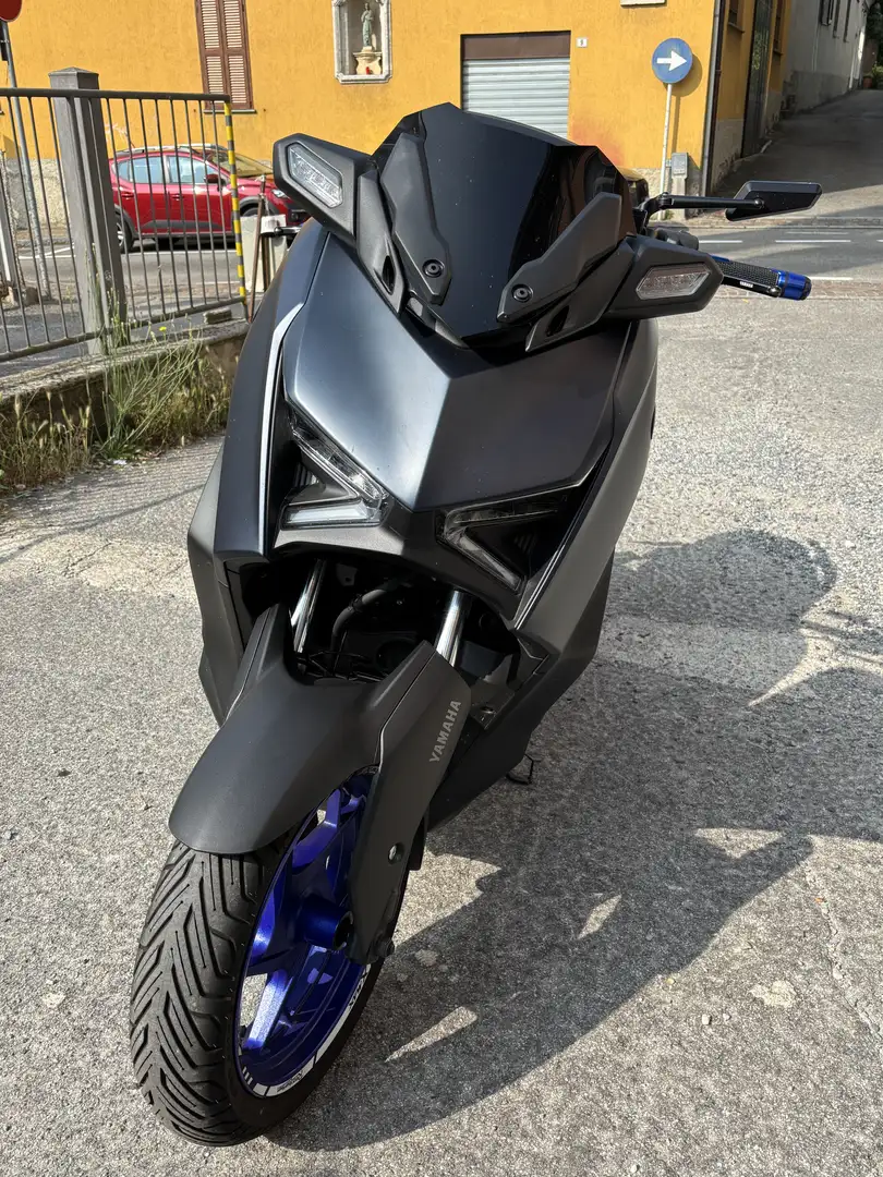 Yamaha X-Max 300 - 2