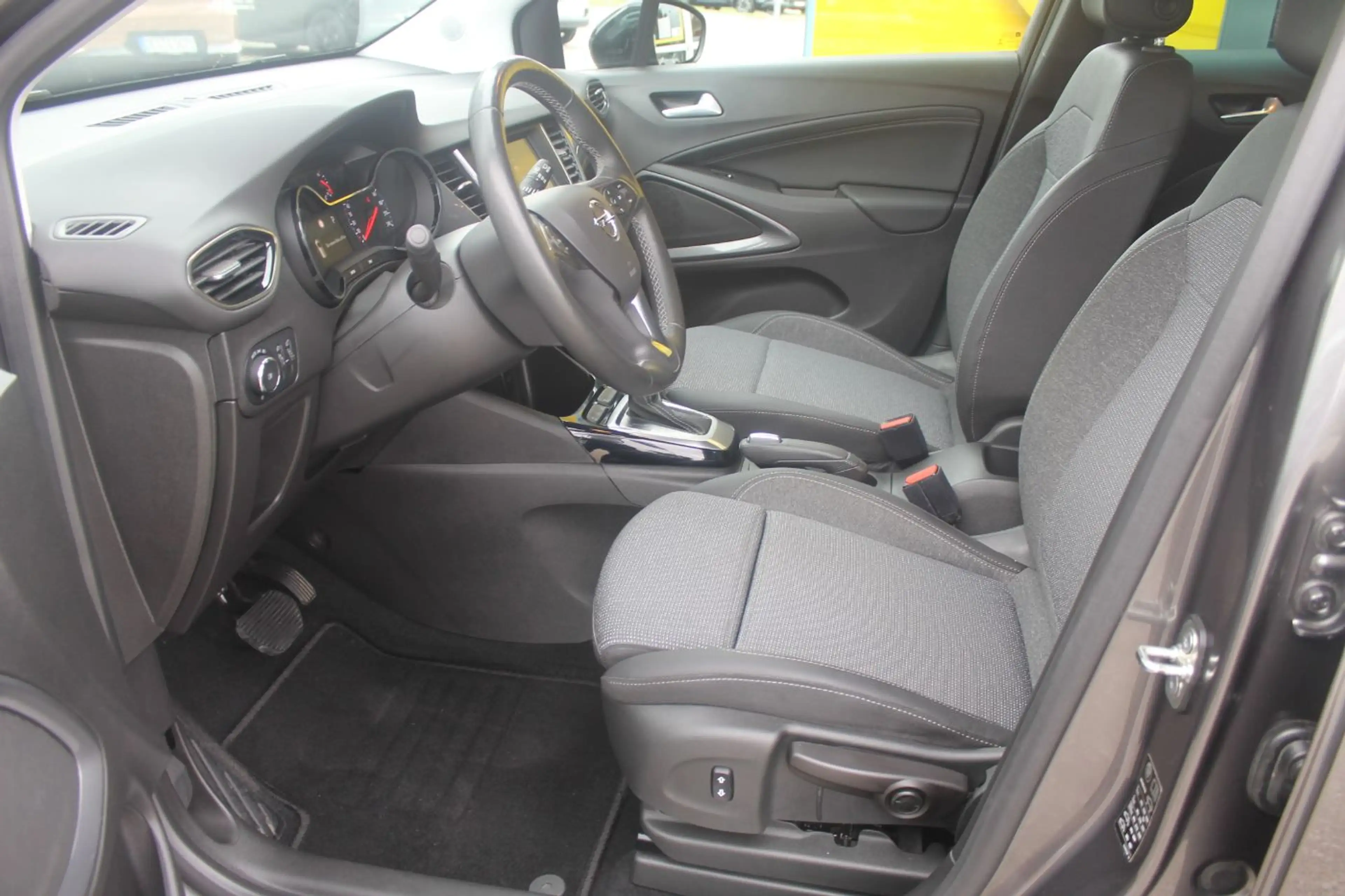 Opel Crossland 1.2 Turbo Elegance AHK|SHZ|LRHZ|PDC|USB — photo 11