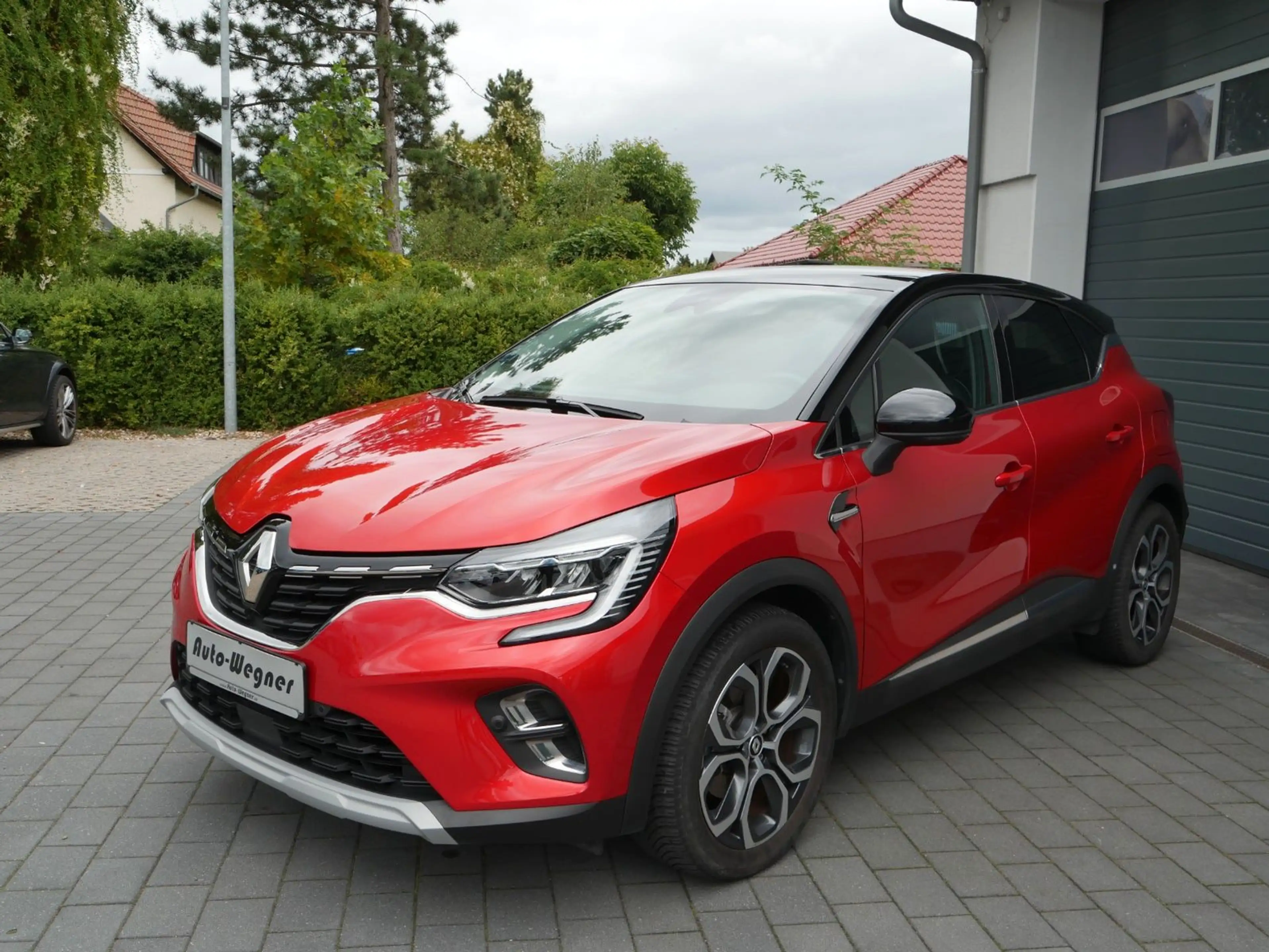 Renault Captur II 1.6 E-Tech Pluginhybrid 160 Intens LED — photo 12
