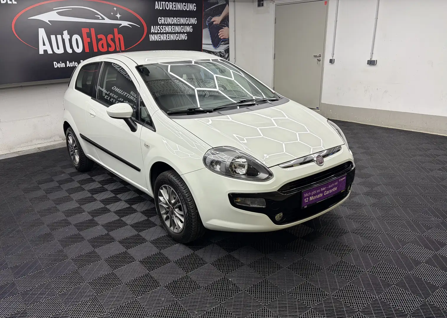 Fiat Grande Punto 1.2 8V Active Weiß - 2