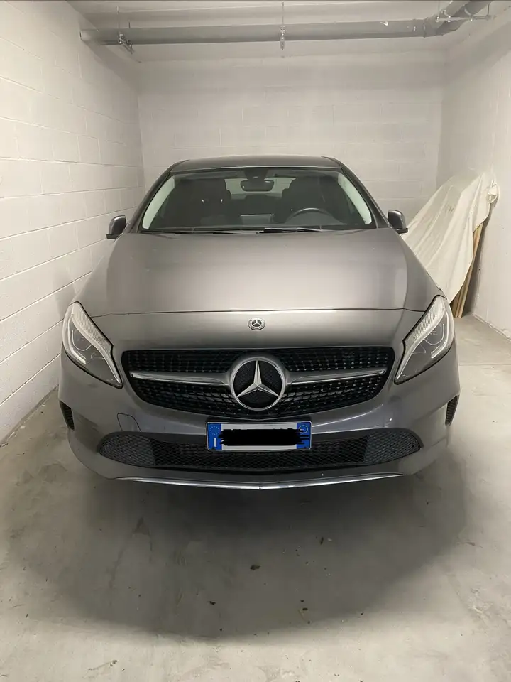 Mercedes-Benz A 180