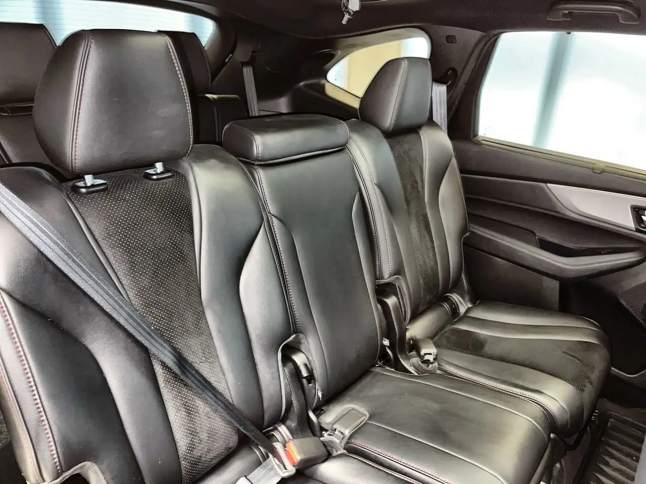 Acura MDX снимка Acura MDX