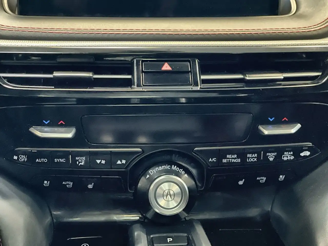 Acura MDX снимка Acura MDX