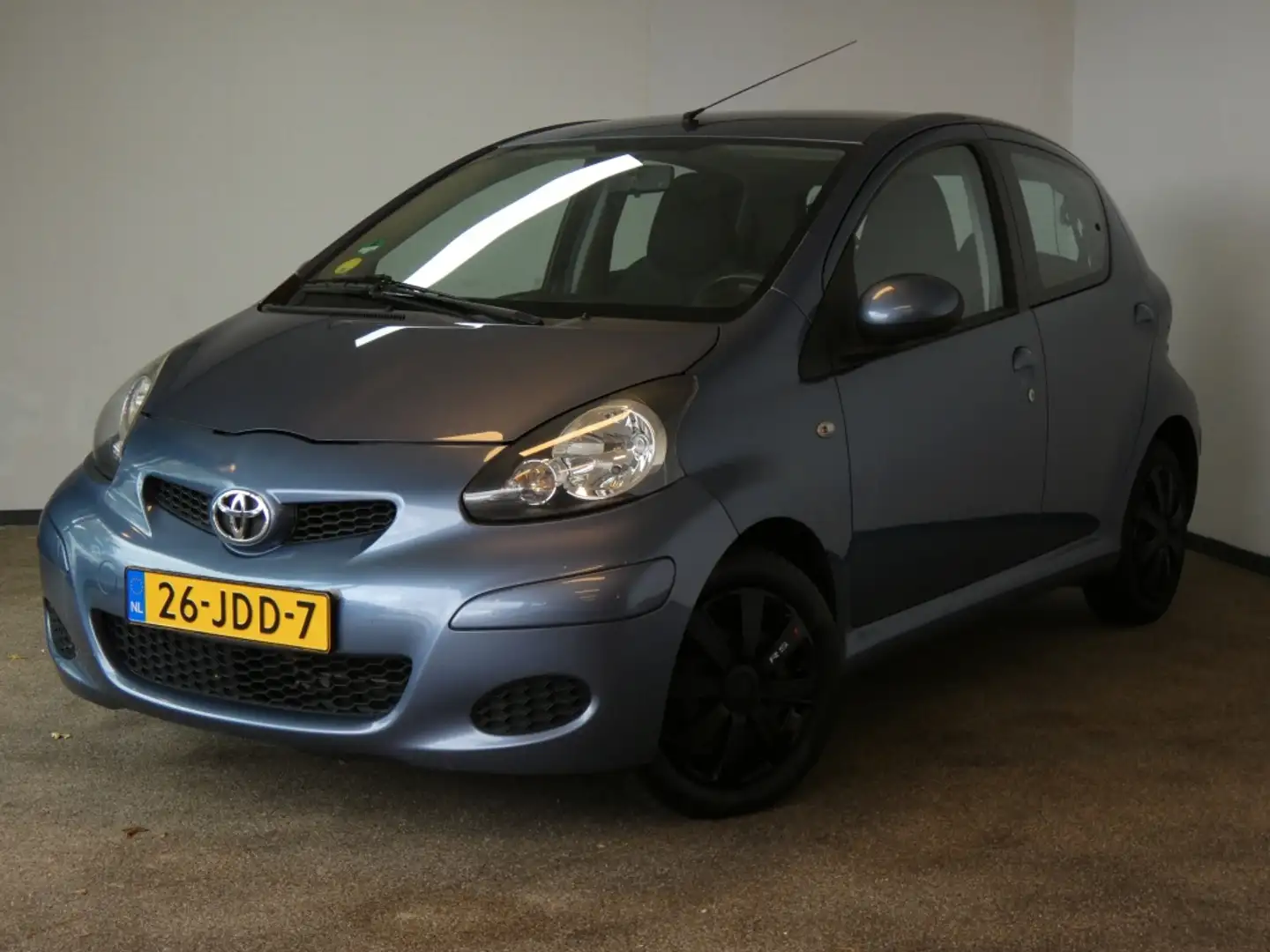 Toyota Aygo 1.0-12V Comfort Nwe APK airco Blauw - 1
