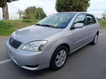 2.0 Turbo D-4D Linea Luna