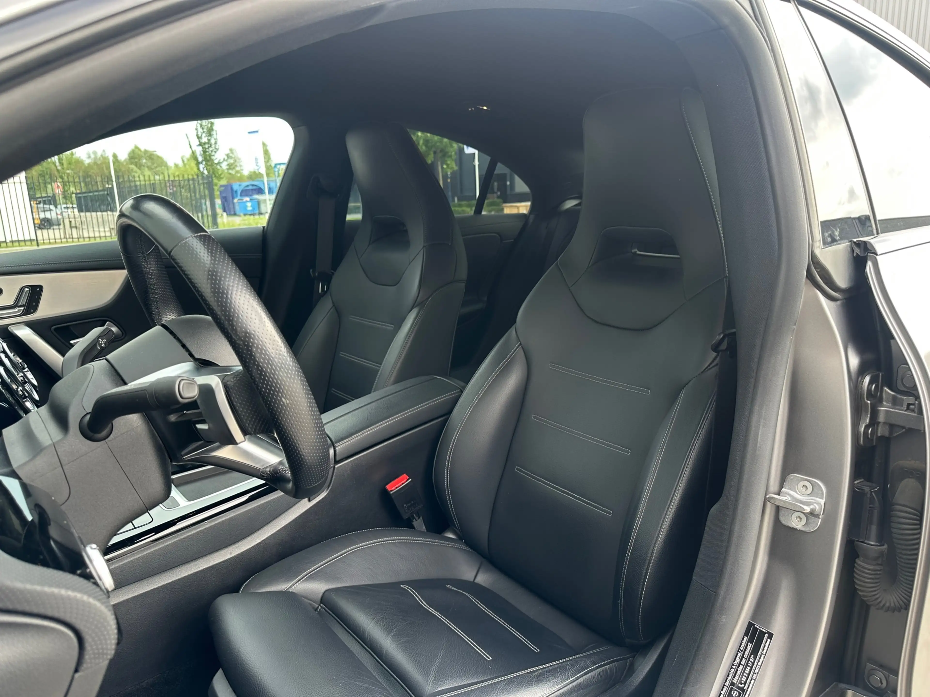 Mercedes-Benz CLA 250 e AMG Line Facelift Memo Trekhaak Burmester ACC Ma — photo 4