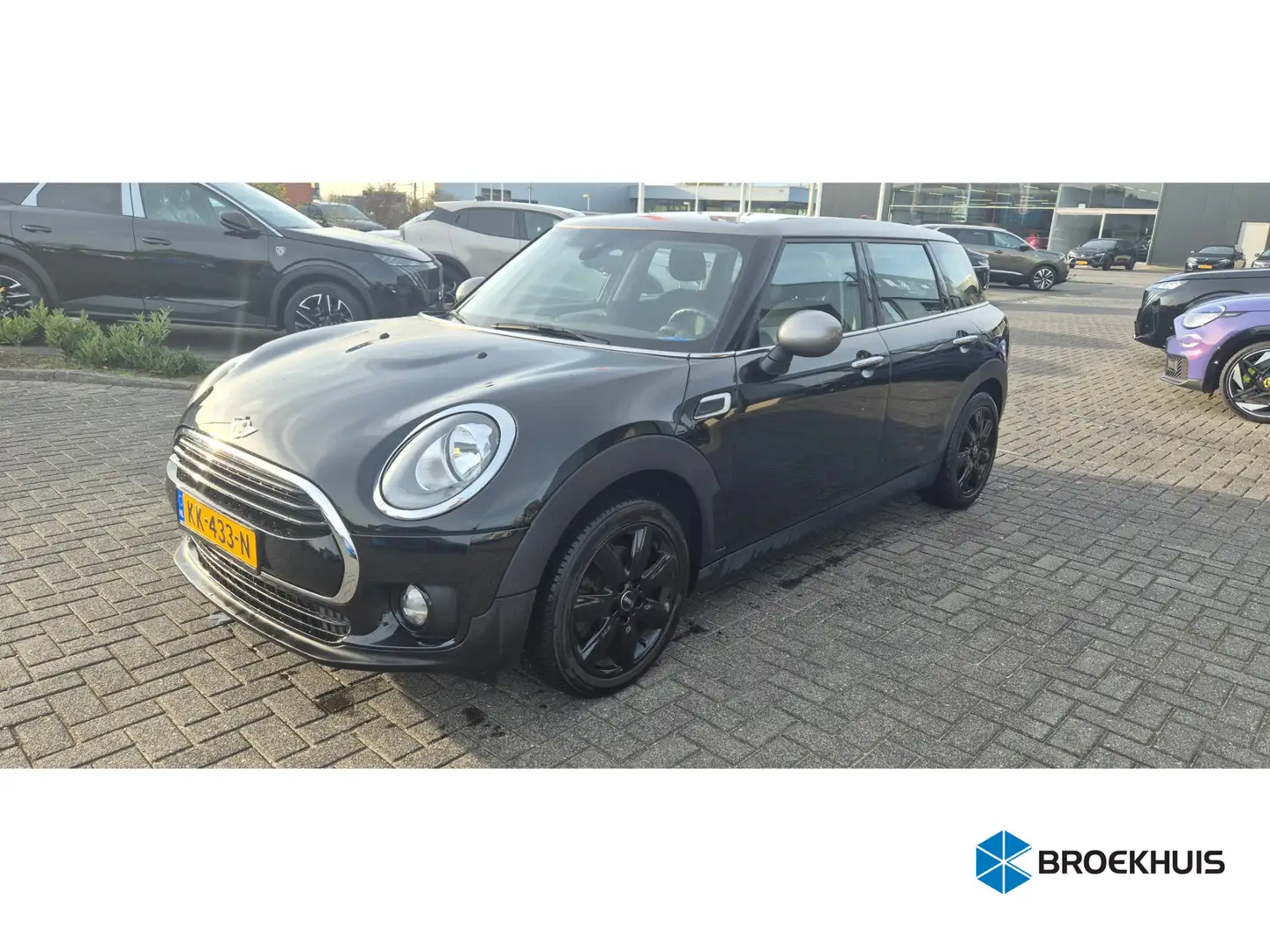 MINI Cooper Clubman Mini 1.5 Business Cruise | Navigatie | Airco | LMV Zwart - 1