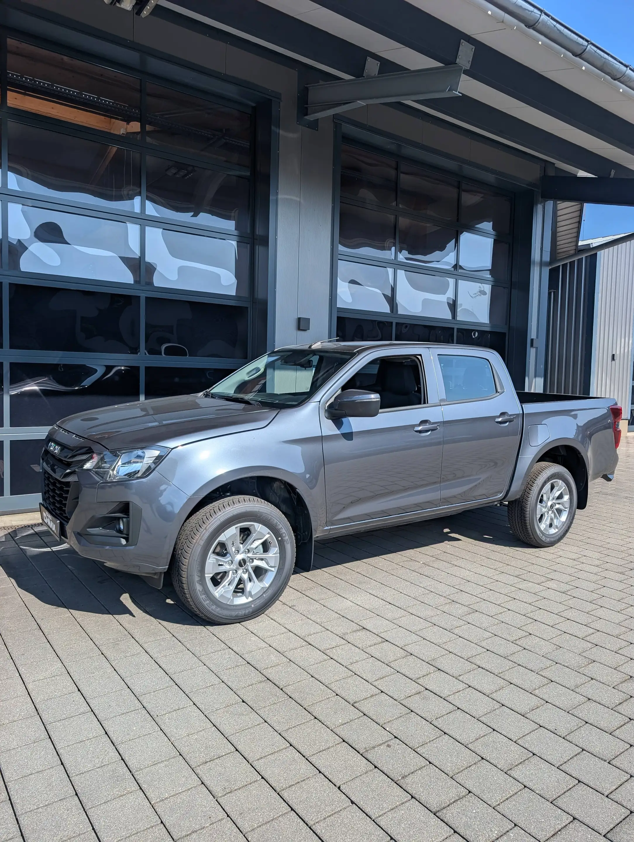 Isuzu D-Max Double Cab 4WD LS — photo 15