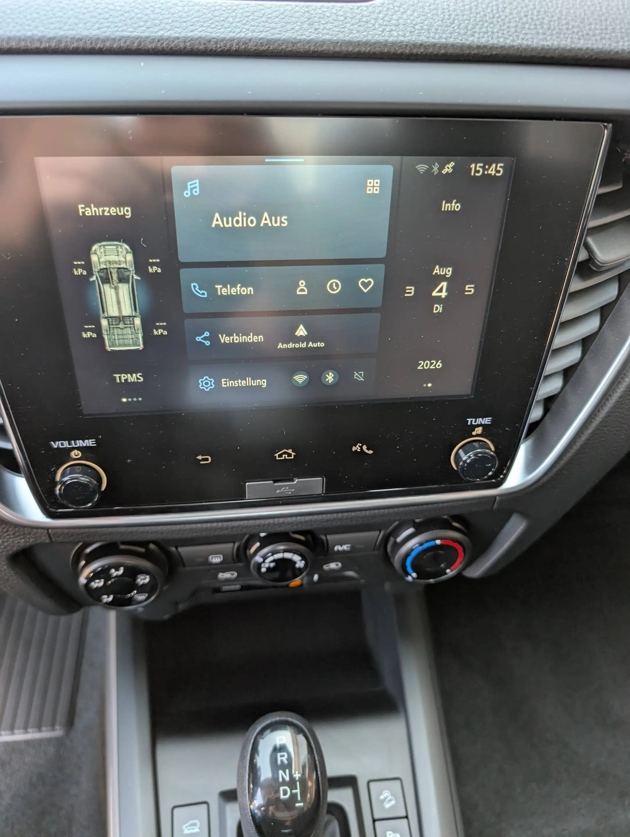 Isuzu D-Max Double Cab 4WD LS — photo 14