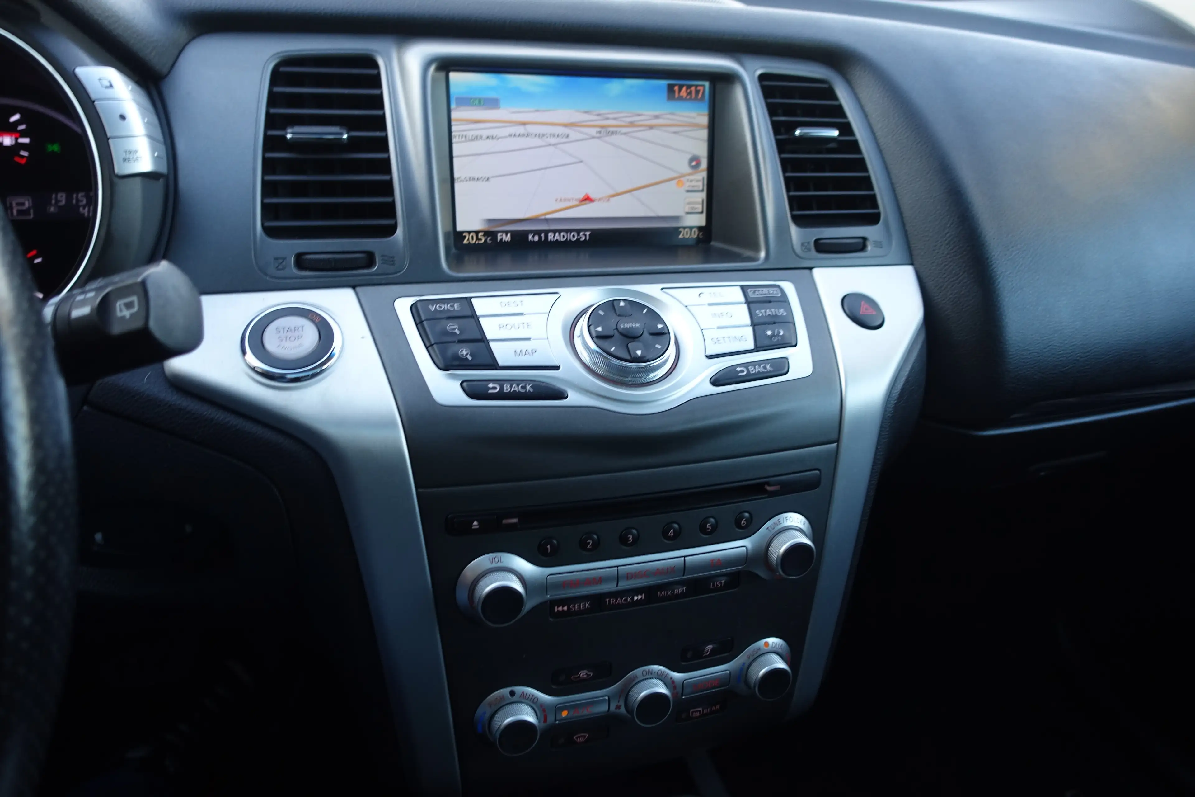 Nissan Murano Executive-2.5 DCI Aut. TOPAUSSTATTUNG!! — photo 9