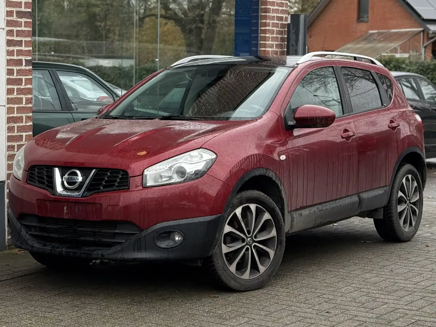 Nissan Qashqai 1.5 dCi 2WD ACENTA ÉDITION *PANO *GPS Rouge - 1