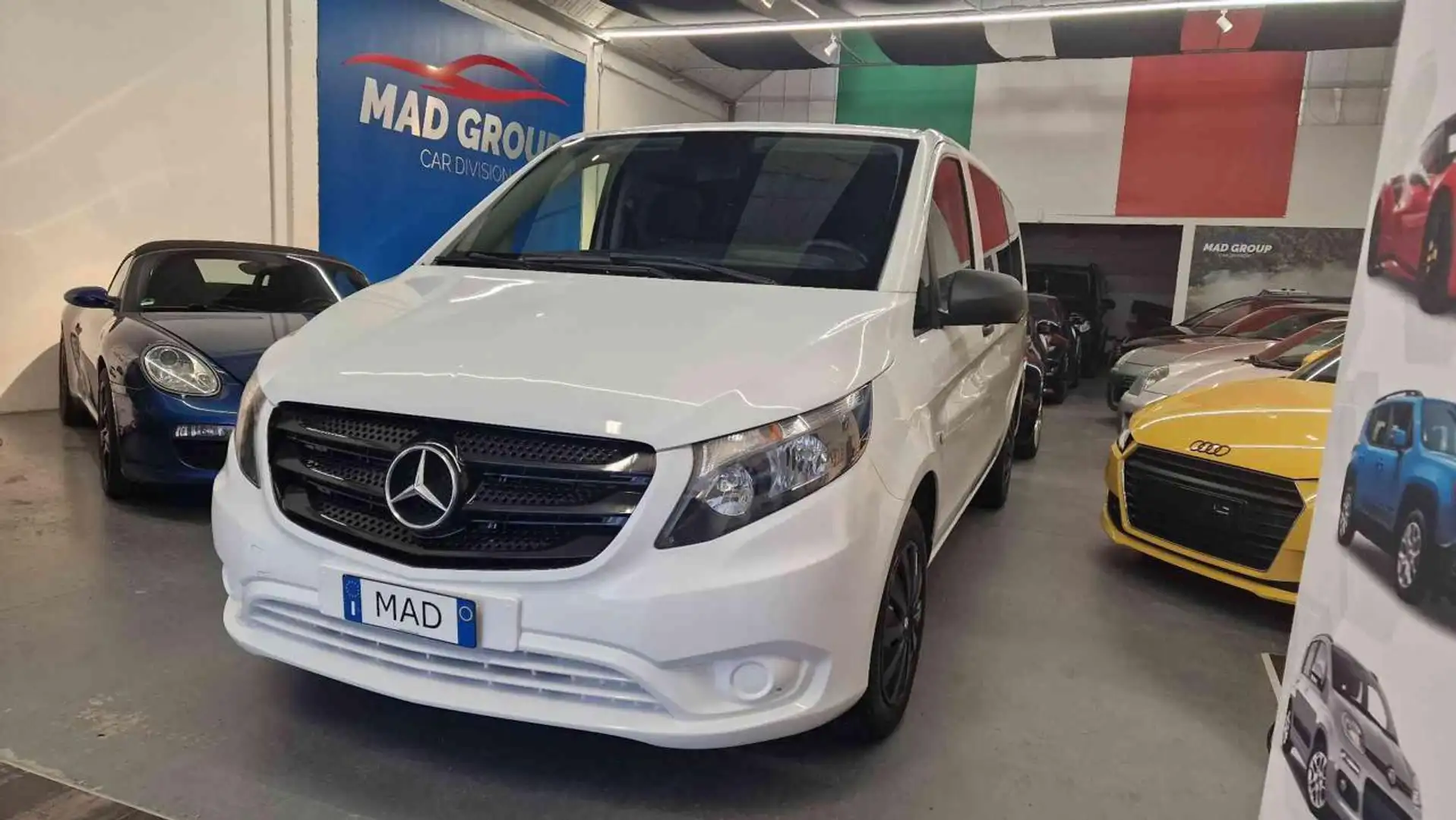 Mercedes-Benz Vito 111 CDI PC-SL Tourer 9 POSTI! IVA INCLUSA! Bianco - 1
