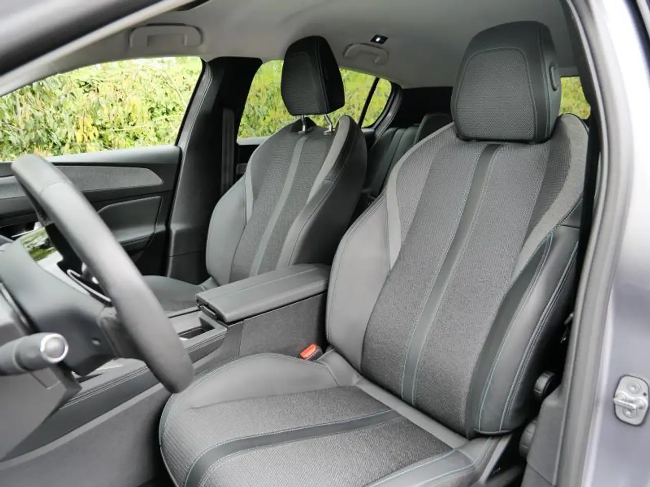 Peugeot 308 Allure Pack 130PK 15
