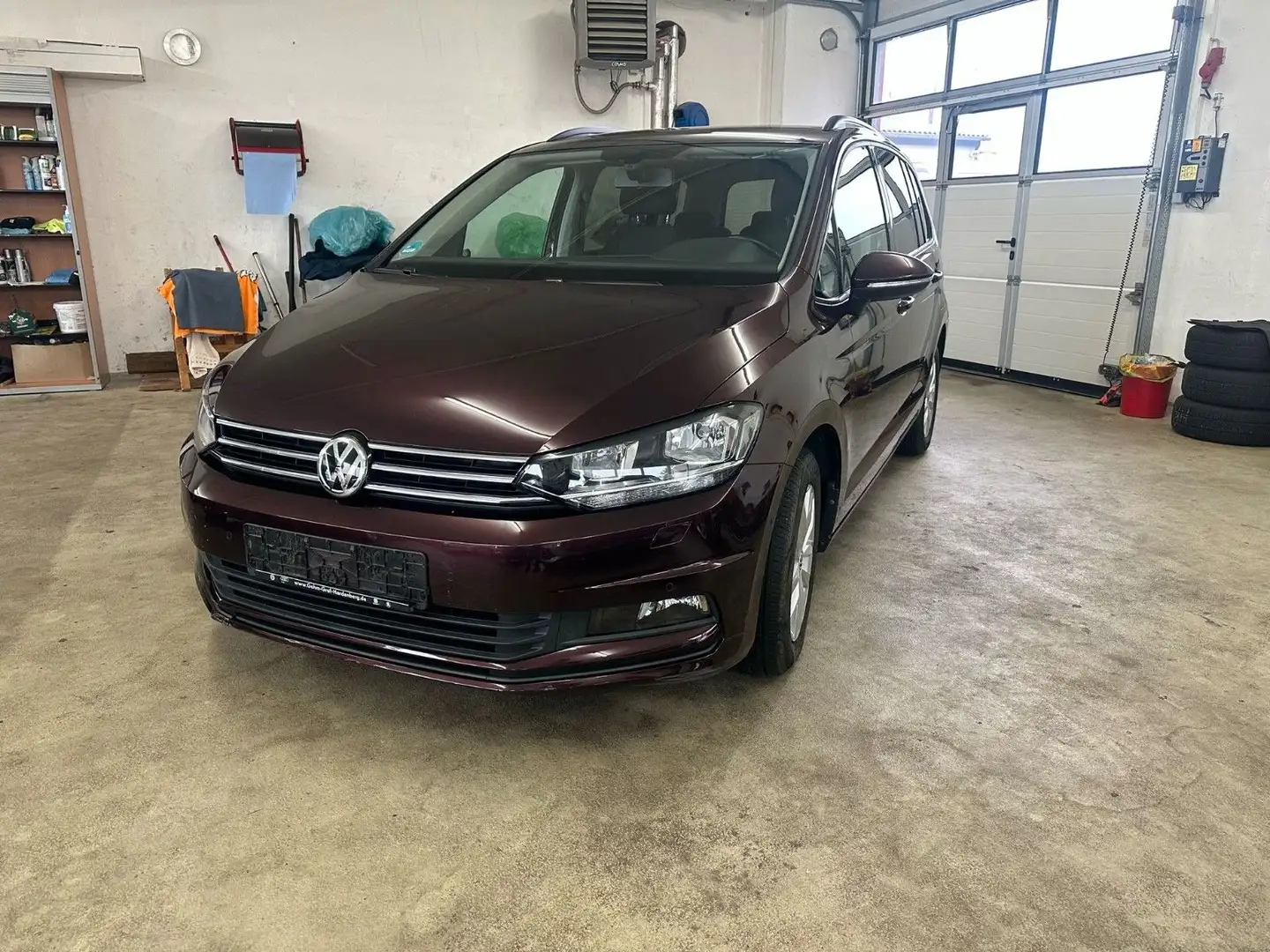 Volkswagen Touran 1,2 TSI Comfortline/ AHK/ACC Rot - 2