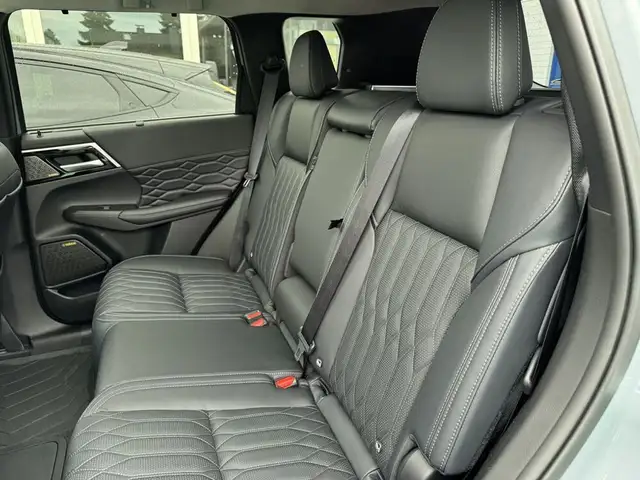 Mitsubishi Outlander Outlander 2,4 PHEV S-AWC Diamond Ansicht 5