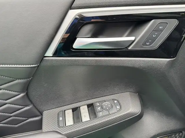 Mitsubishi Outlander Outlander 2,4 PHEV S-AWC Diamond Ansicht 17