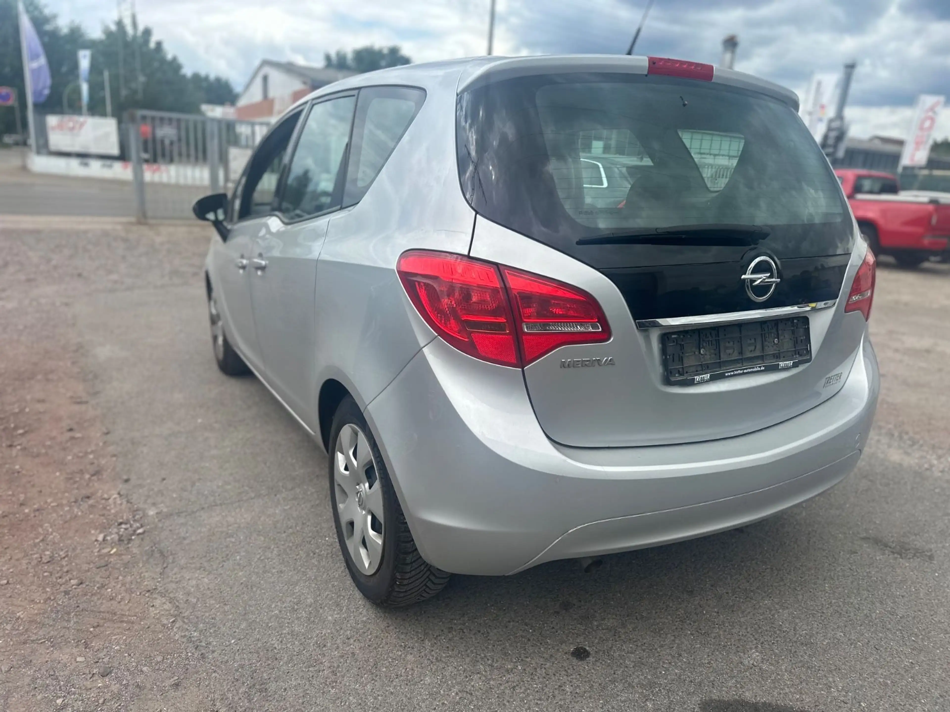 Opel Meriva B Edition — photo 7