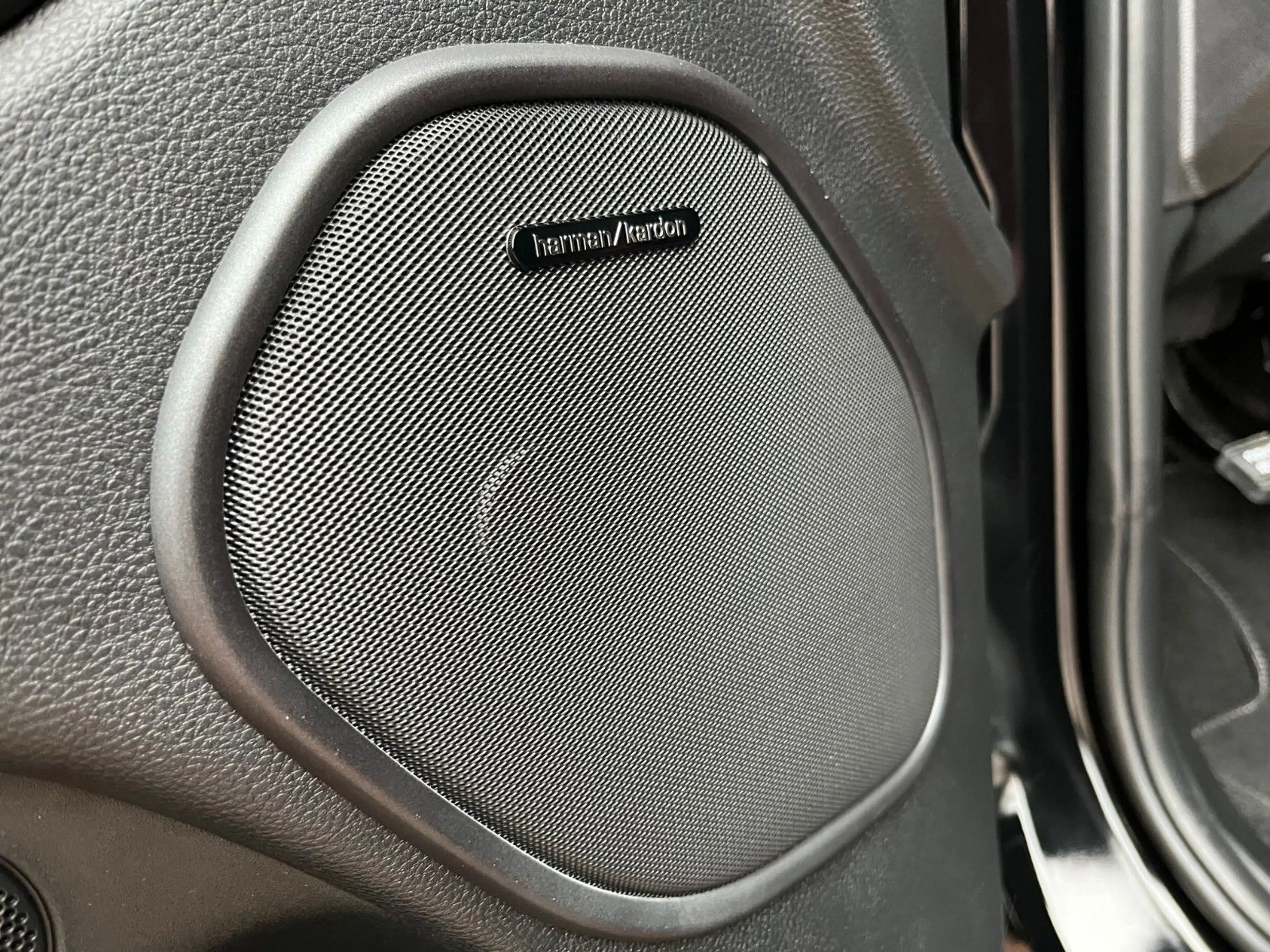 Dodge Durango 6,2l SRT Hellcat AHK — photo 13