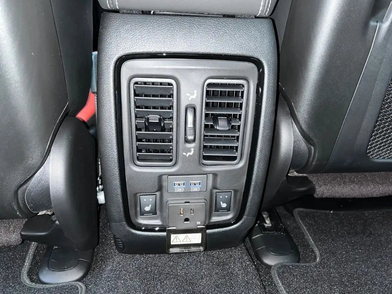 Dodge Durango 2024 — фото 15