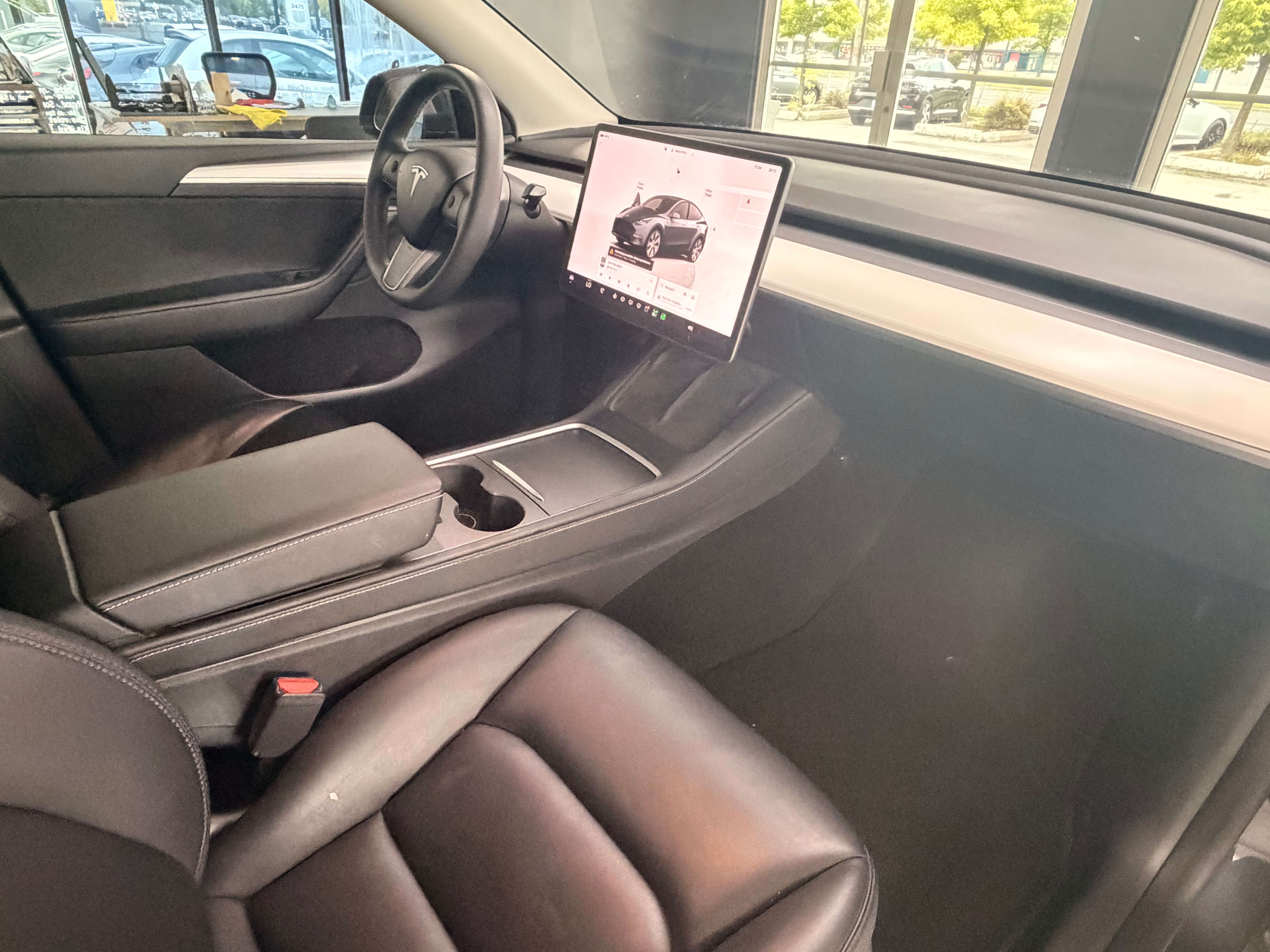 2023 Tesla Model Y Other/Don't Know - Image 9