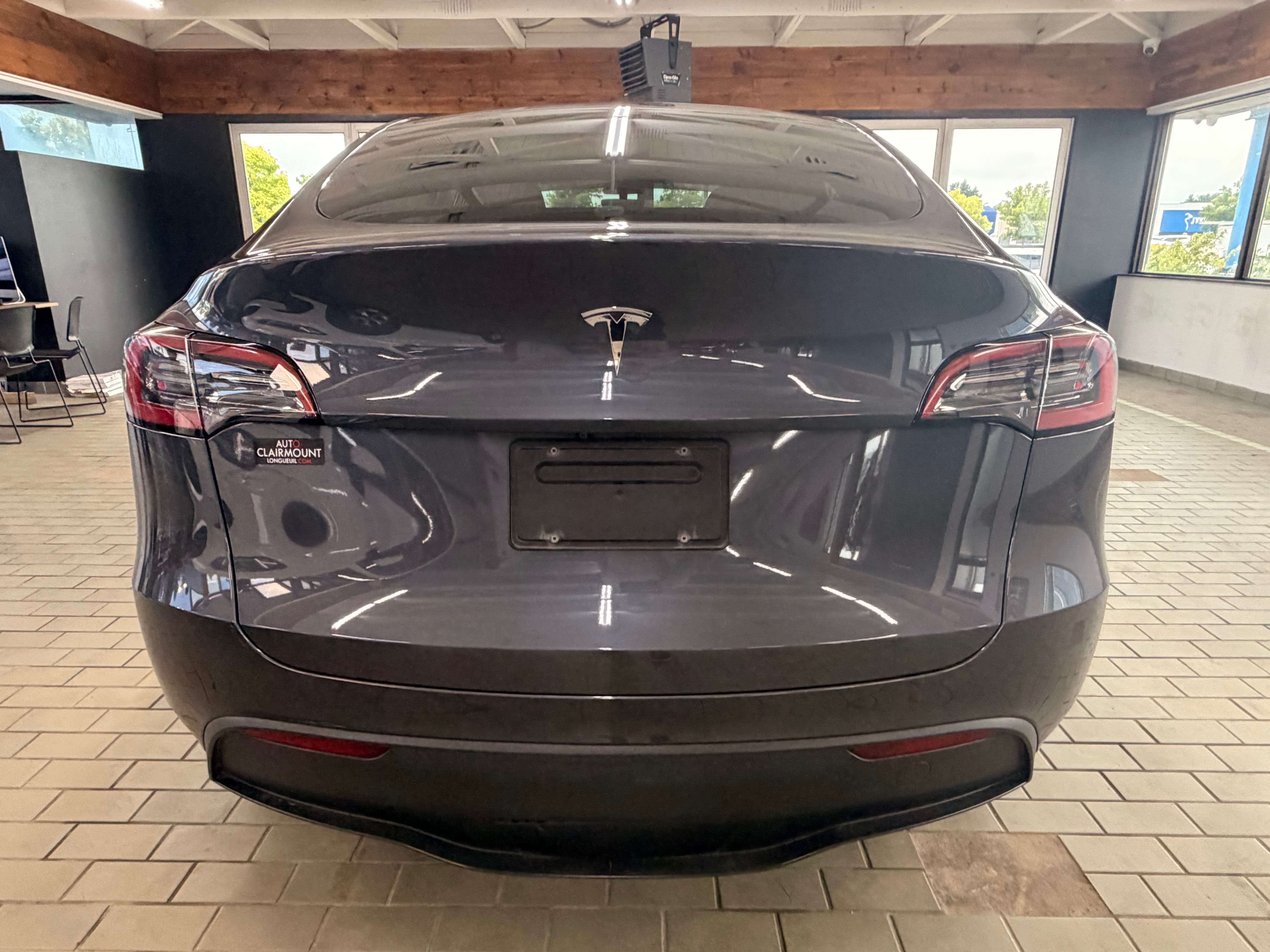 2023 Tesla Model Y Other/Don't Know - Image 3