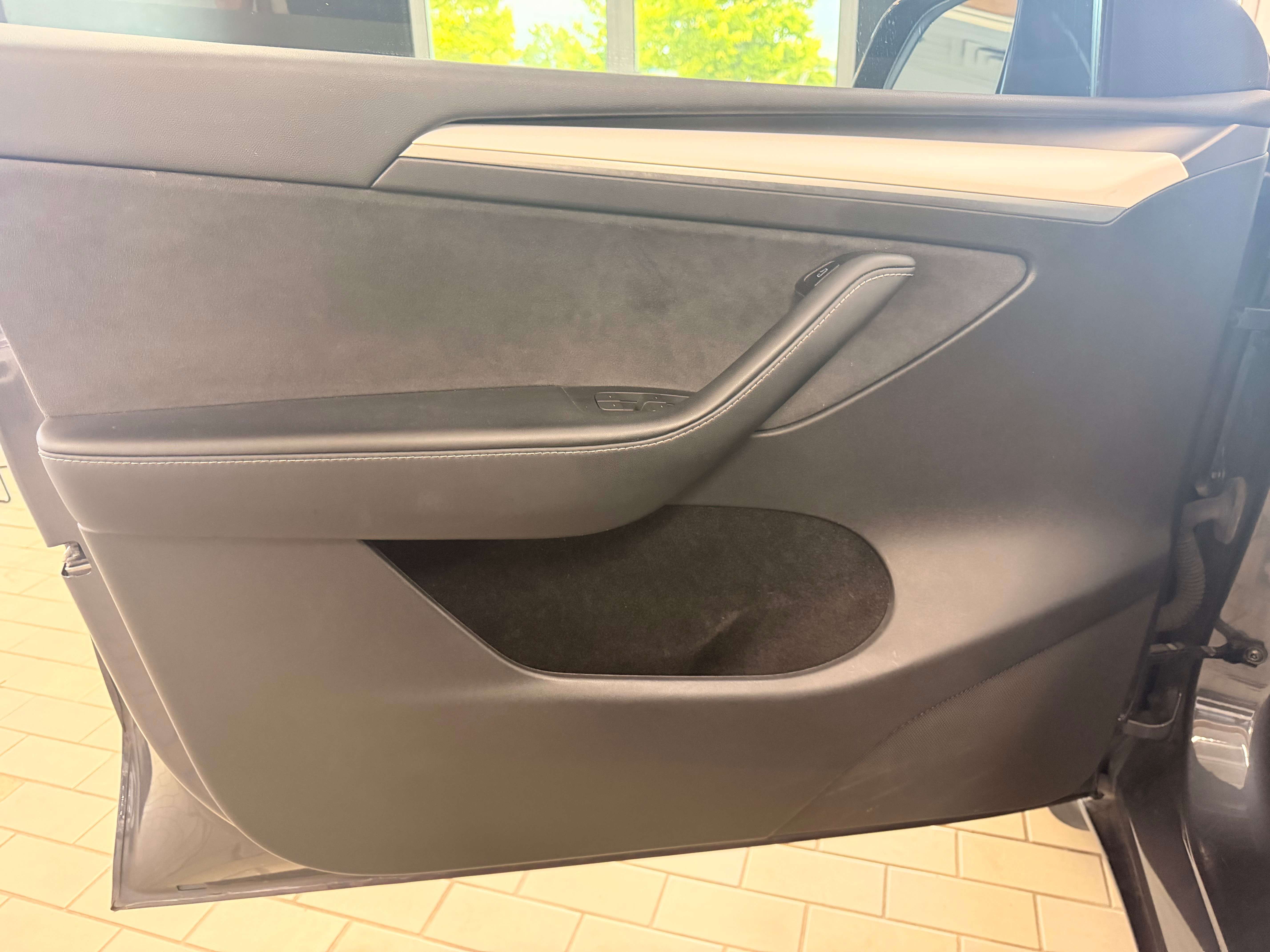 2023 Tesla Model Y Other/Don't Know - Image 15
