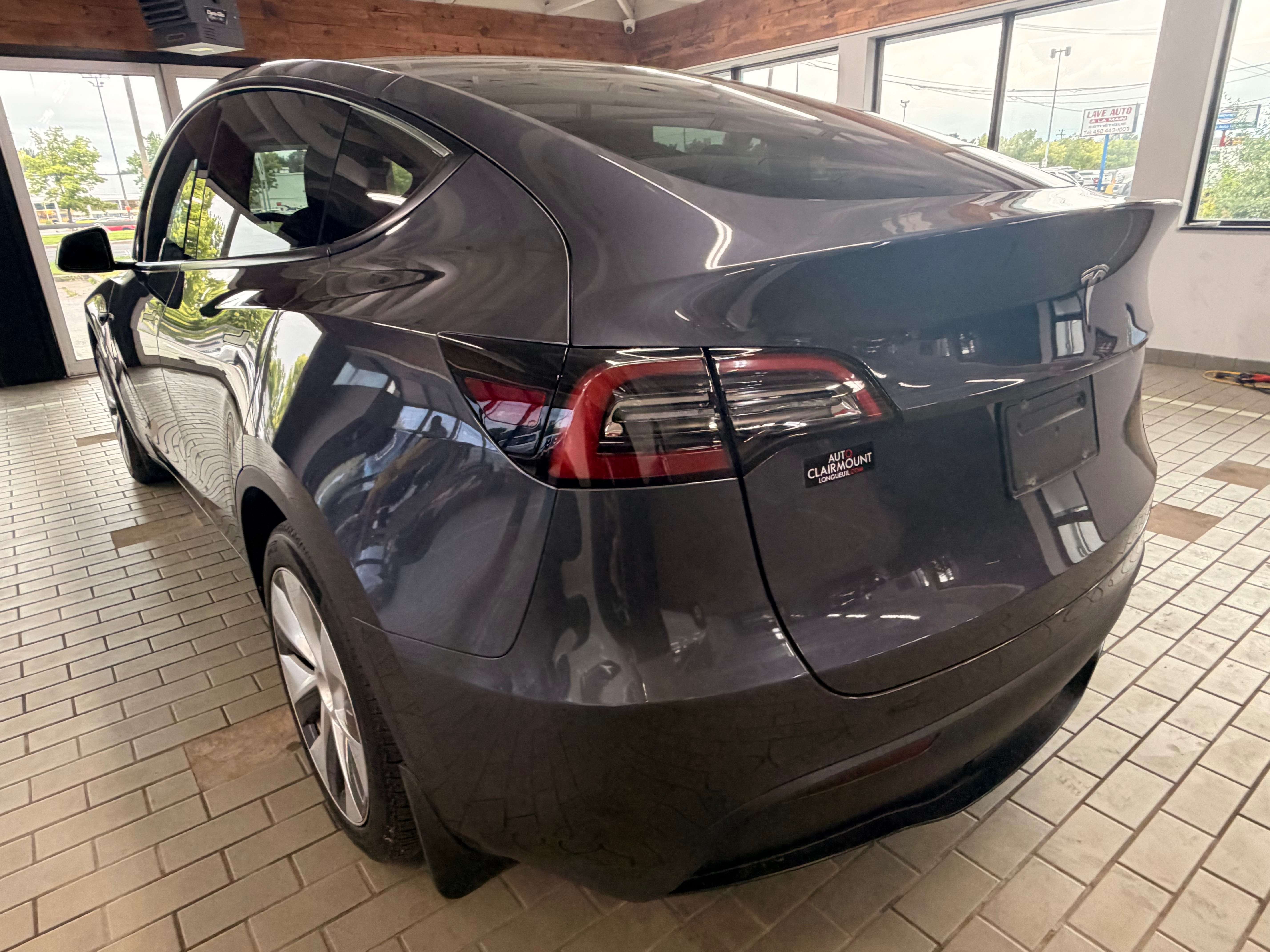2023 Tesla Model Y Other/Don't Know - Image 2