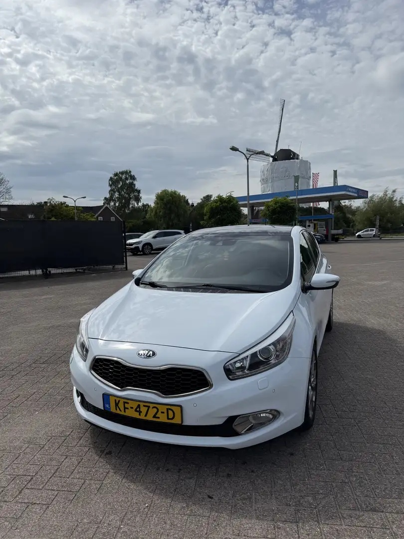 Kia Ceed / cee'd 1.6 GDI DCT Spirit Wit - 2