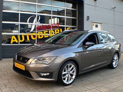 SEAT Leon ST 1.4 EcoTSI FR Connect - Navigatie I LED I PDC I